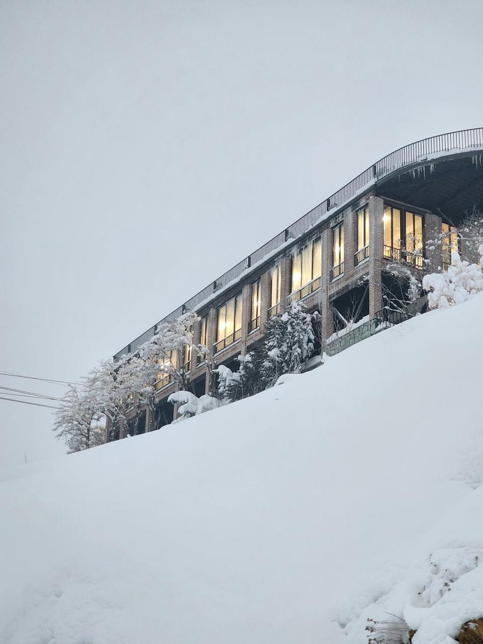 Sustainable alpine architecture
